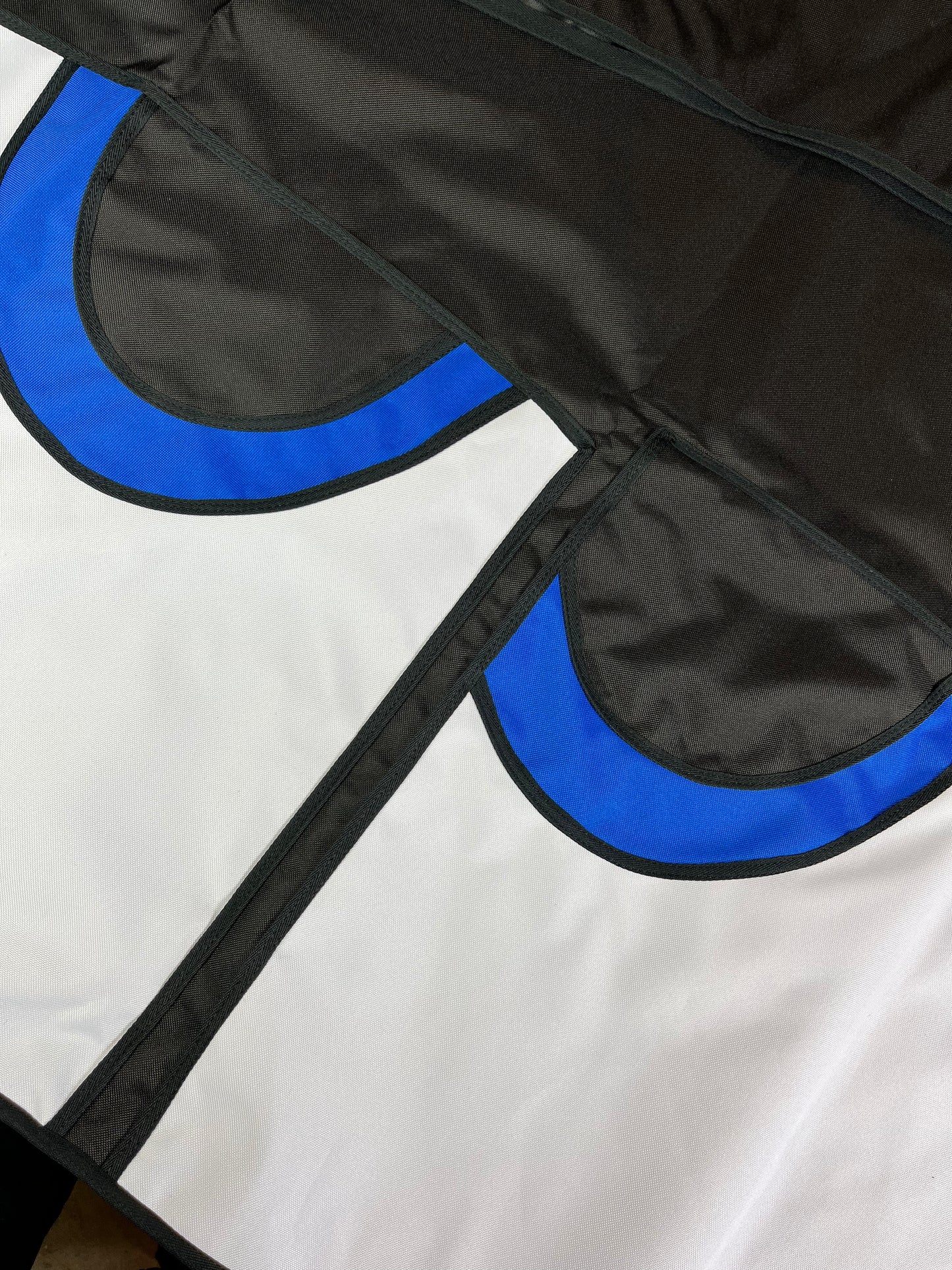 Buseyes happy Frontscheiben Cover, passend für VW Bus T5/T6